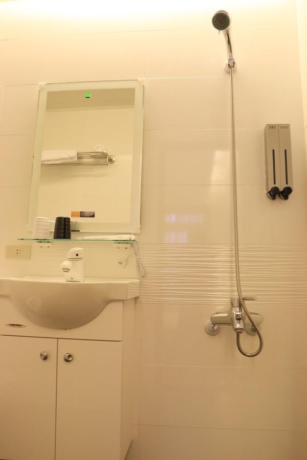 Buda Banai Hostel 池上曬穀場旅棧 外观 照片